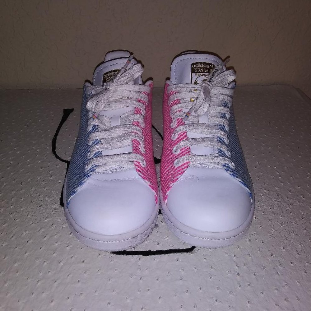 Adidas Originals Stan Smith Pride Love Unites Shoes